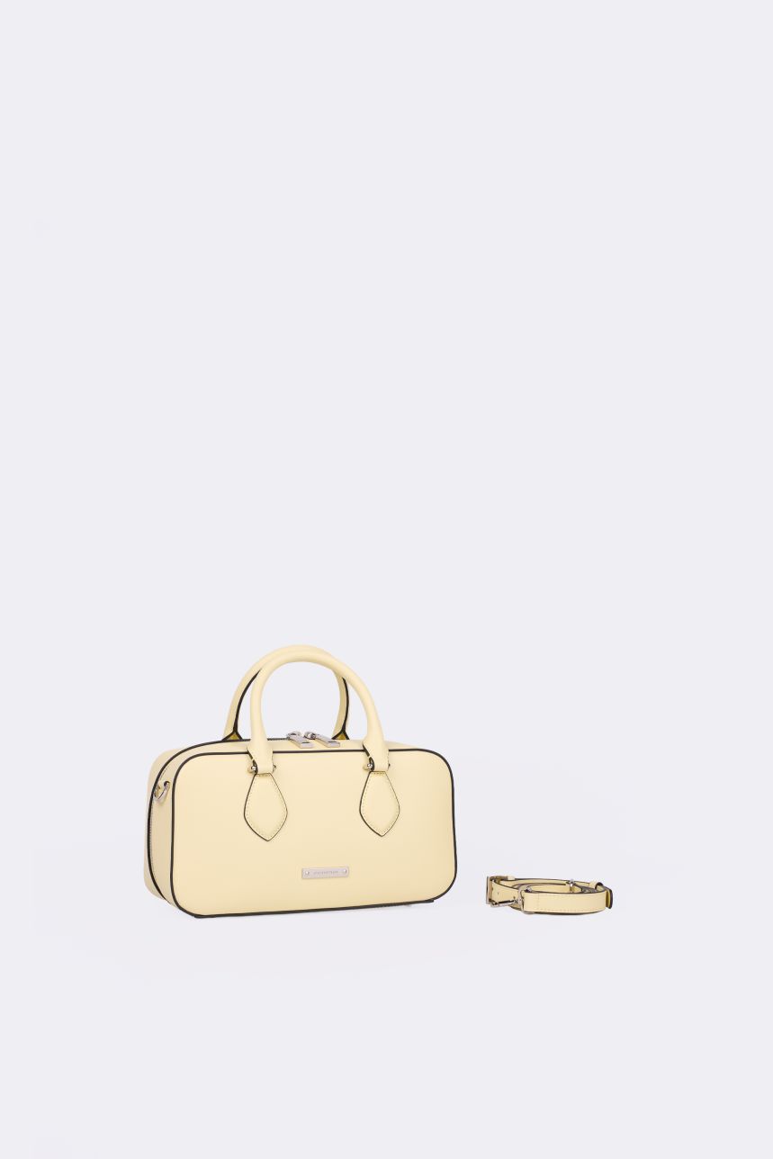 8051978502432 ladies bag perla 2009