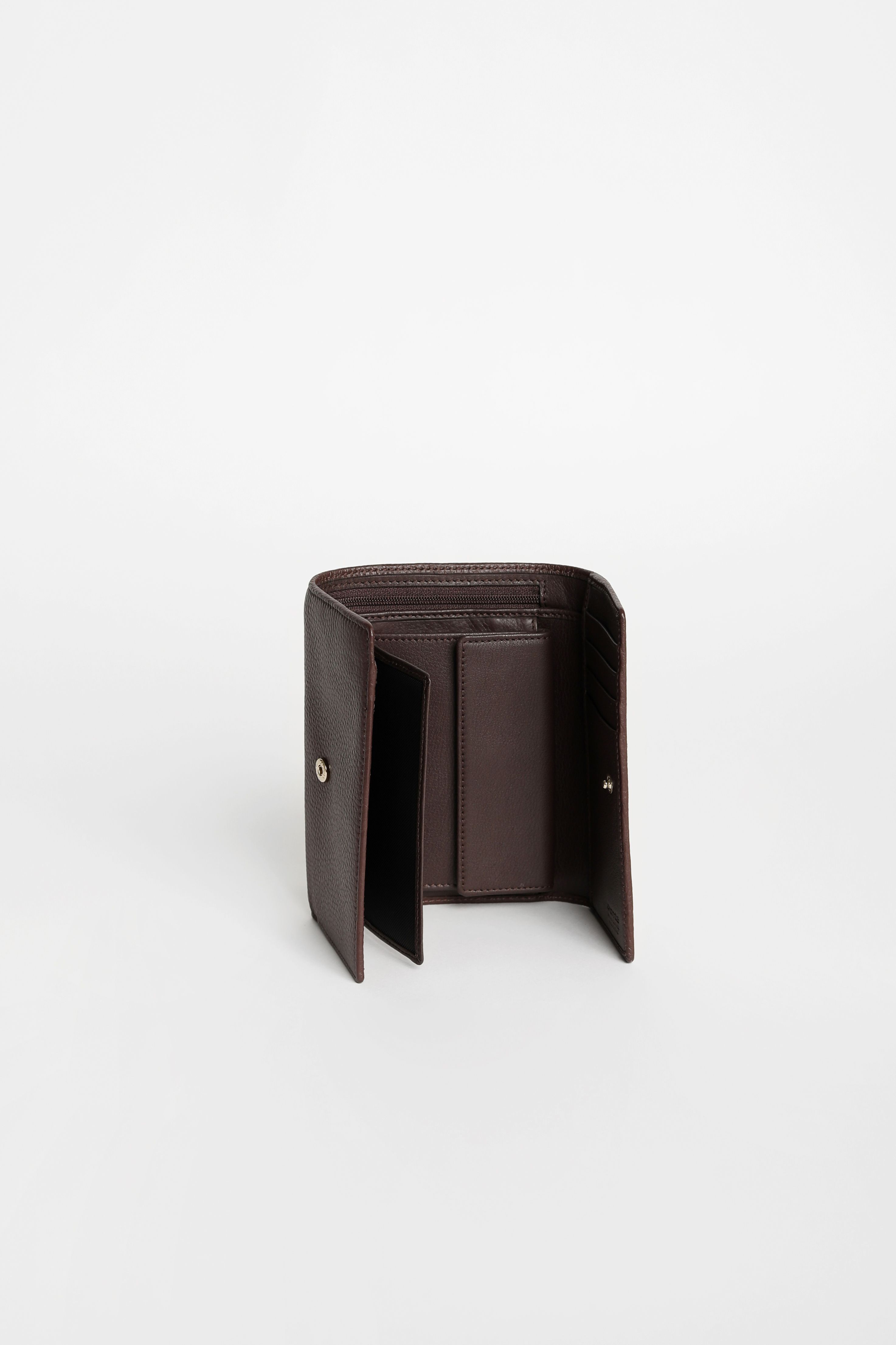 8051978331353 wallets mina 2012